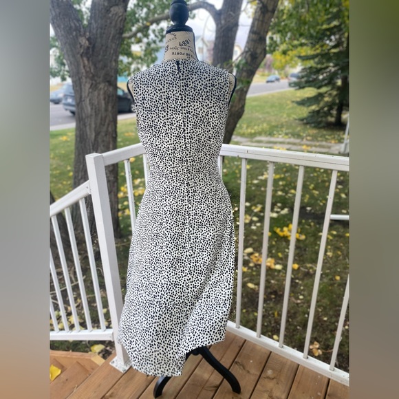 H&M Empire Waist Dresses - Picture 6 of 16